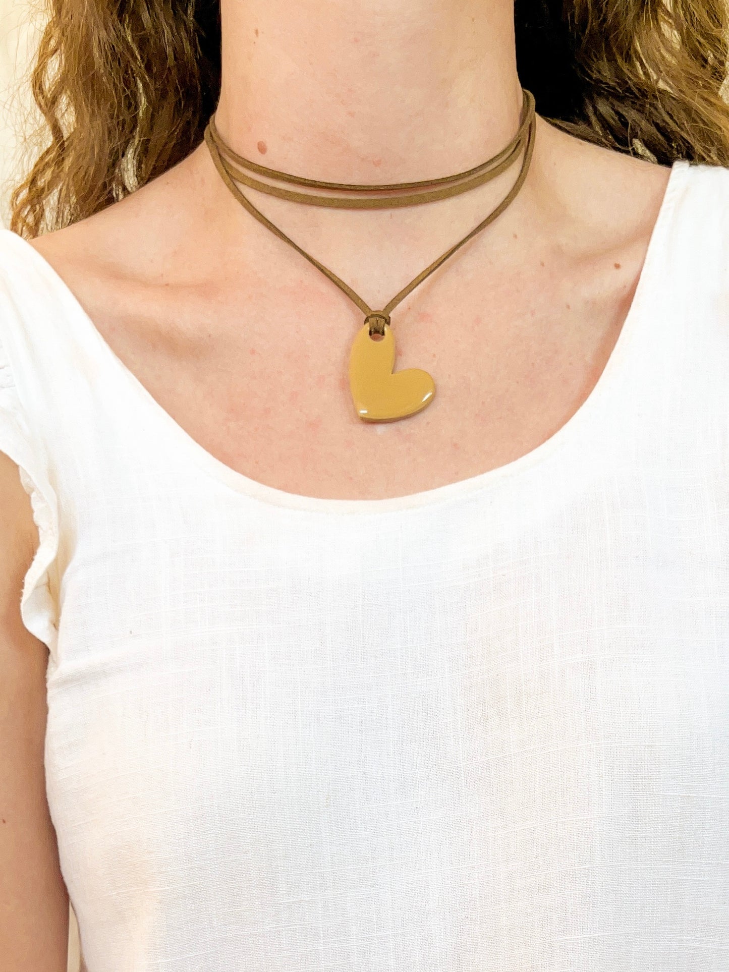 Collar Corazón Latte